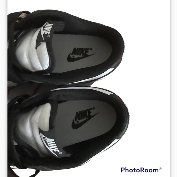 Women’s Nike dunk low retro panda white black shoes - Picture 3 of 4